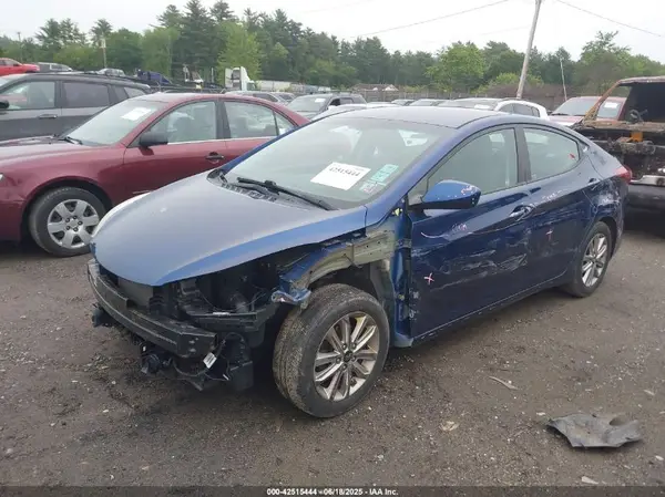 5NPDH4AE3GH712110 2016 HYUNDAI ELANTRA - Image 2