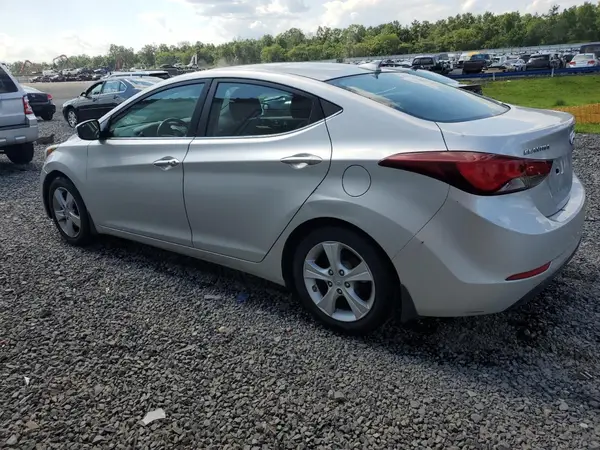 5NPDH4AE3GH712771 2016 HYUNDAI ELANTRA - Image 2
