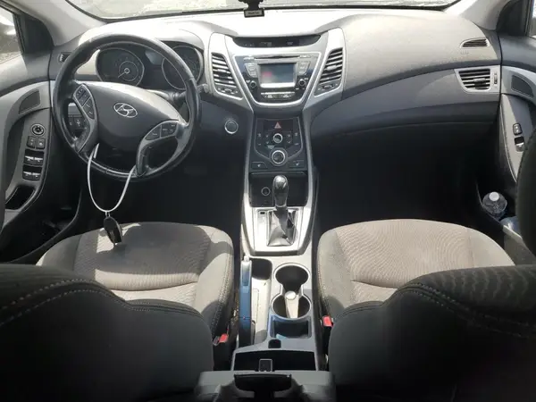 5NPDH4AE3GH712771 2016 HYUNDAI ELANTRA - Image 8
