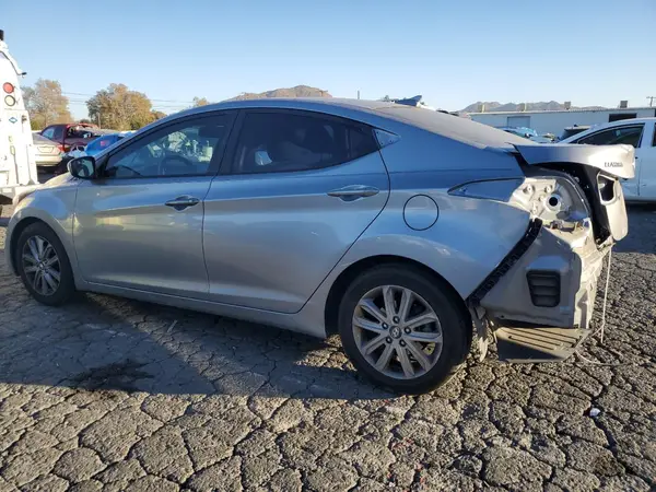 5NPDH4AE3GH714715 2016 HYUNDAI ELANTRA - Image 2