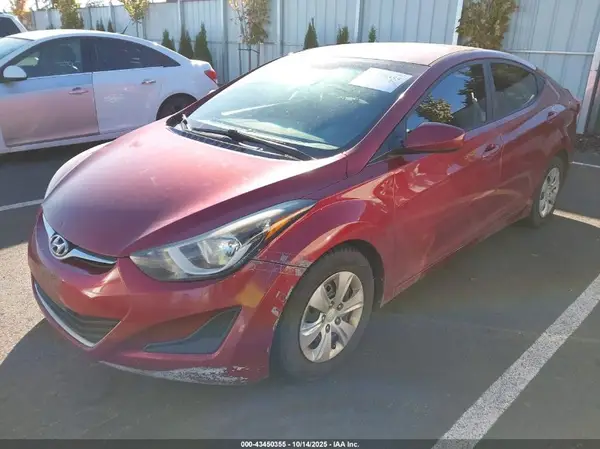 5NPDH4AE3GH715461 2016 HYUNDAI ELANTRA - Image 2