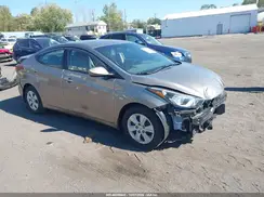 5NPDH4AE3GH717484 2016 HYUNDAI ELANTRA