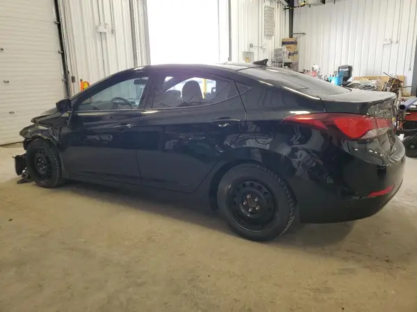 5NPDH4AE3GH718070 2016 HYUNDAI ELANTRA - Image 2