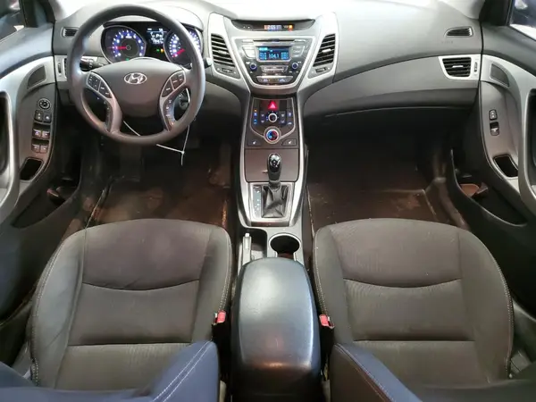 5NPDH4AE3GH718070 2016 HYUNDAI ELANTRA - Image 8