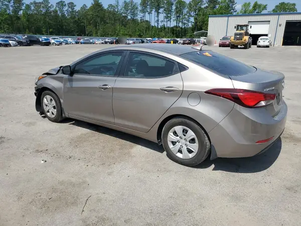5NPDH4AE3GH719686 2016 HYUNDAI ELANTRA - Image 2