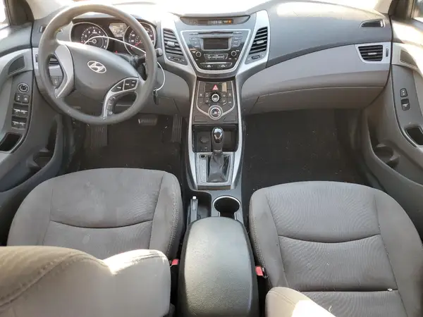 5NPDH4AE3GH720434 2016 HYUNDAI ELANTRA - Image 8