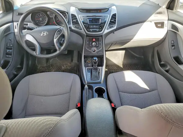5NPDH4AE3GH721275 2016 HYUNDAI ELANTRA - Image 8