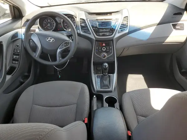 5NPDH4AE3GH721289 2016 HYUNDAI ELANTRA - Image 8