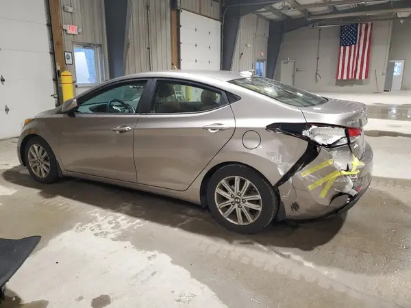 5NPDH4AE3GH722605 2016 HYUNDAI ELANTRA - Image 2