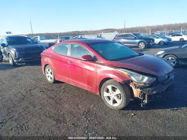 5NPDH4AE3GH723057 2016 HYUNDAI ELANTRA - Image 1