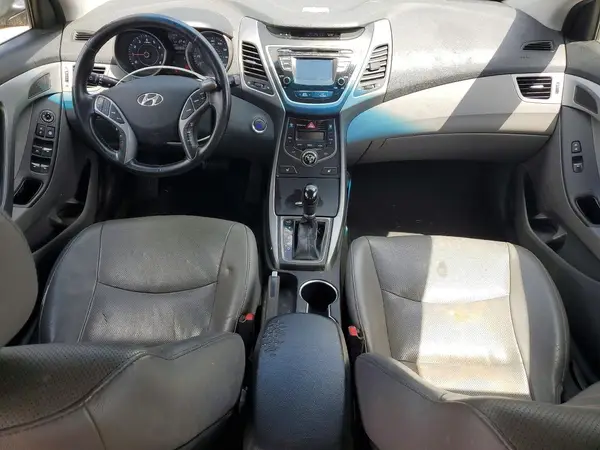 5NPDH4AE3GH723480 2016 HYUNDAI ELANTRA - Image 8