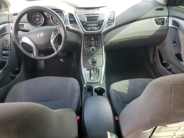 5NPDH4AE3GH724483 2016 HYUNDAI ELANTRA - Image 8