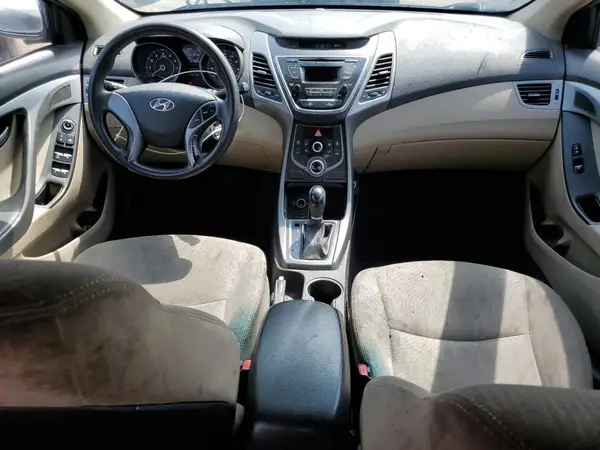 5NPDH4AE3GH731417 2016 HYUNDAI ELANTRA - Image 8
