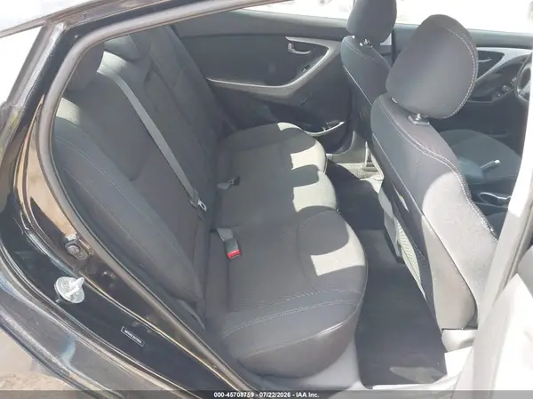5NPDH4AE3GH732650 2016 HYUNDAI ELANTRA - Image 8