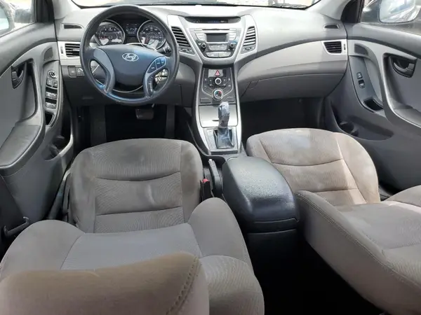 5NPDH4AE3GH737654 2016 HYUNDAI ELANTRA - Image 8