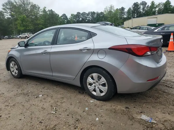 5NPDH4AE3GH738254 2016 HYUNDAI ELANTRA - Image 2