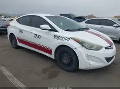 5NPDH4AE3GH740215 2016 HYUNDAI ELANTRA
