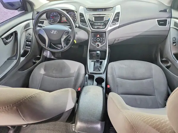 5NPDH4AE3GH743244 2016 HYUNDAI ELANTRA - Image 8