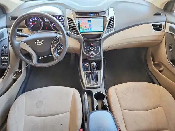 5NPDH4AE3GH743549 2016 HYUNDAI ELANTRA - Image 8
