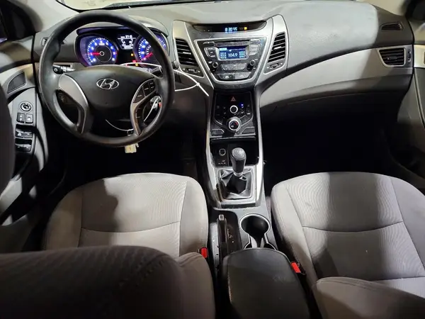 5NPDH4AE3GH743910 2016 HYUNDAI ELANTRA - Image 8