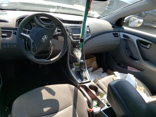 5NPDH4AE3GH744426 2016 HYUNDAI ELANTRA - Image 8