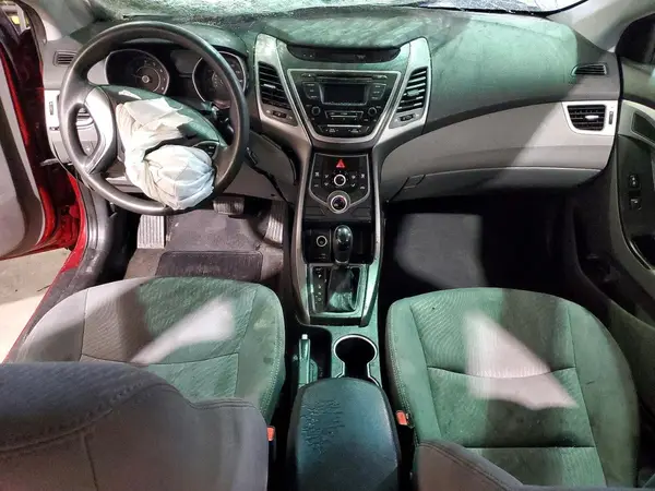 5NPDH4AE3GH744815 2016 HYUNDAI ELANTRA - Image 8