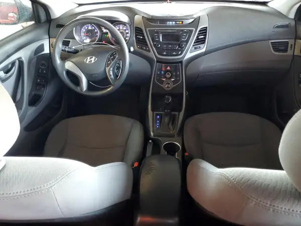 5NPDH4AE3GH744930 2016 HYUNDAI ELANTRA - Image 8