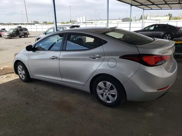 5NPDH4AE3GH746189 2016 HYUNDAI ELANTRA - Image 2
