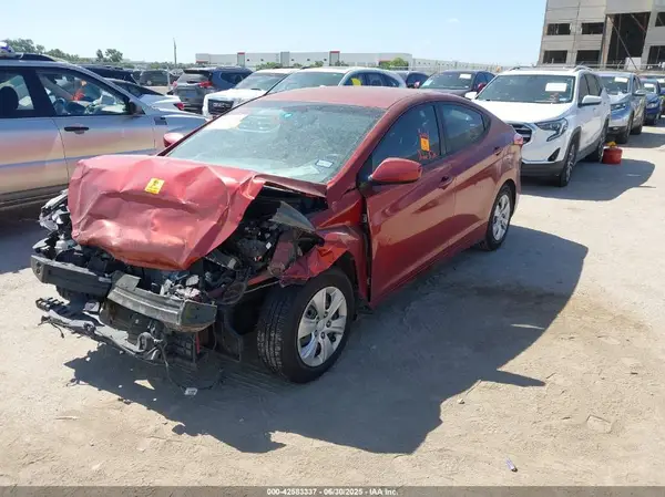 5NPDH4AE3GH746225 2016 HYUNDAI ELANTRA - Image 2