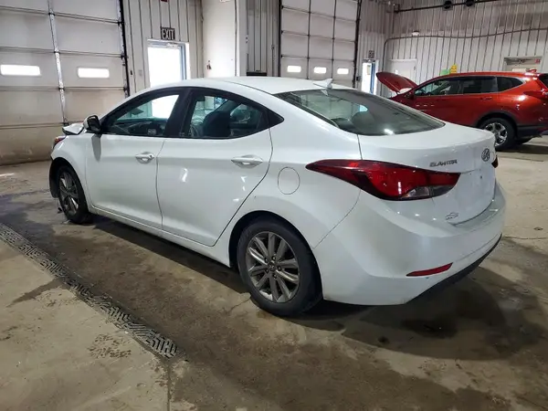 5NPDH4AE3GH746791 2016 HYUNDAI ELANTRA - Image 2