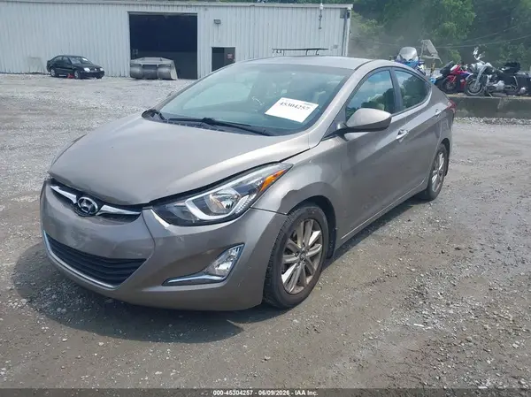 5NPDH4AE3GH746936 2016 HYUNDAI ELANTRA - Image 2