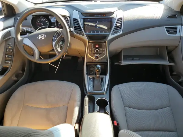 5NPDH4AE3GH750050 2016 HYUNDAI ELANTRA - Image 8