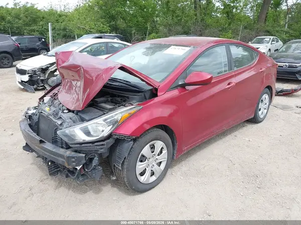 5NPDH4AE3GH751117 2016 HYUNDAI ELANTRA - Image 2