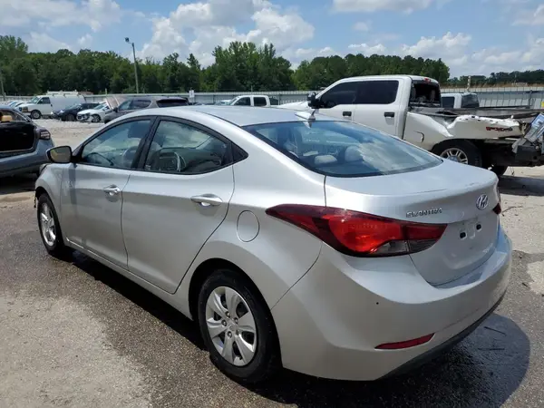 5NPDH4AE3GH752171 2016 HYUNDAI ELANTRA - Image 2