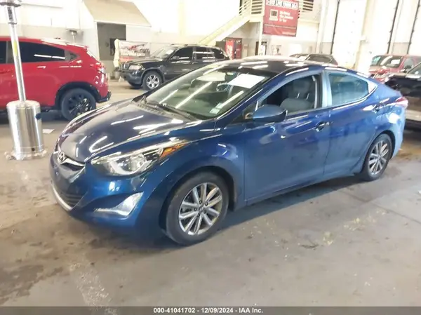 5NPDH4AE3GH752249 2016 HYUNDAI ELANTRA - Image 2
