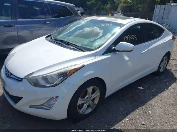 5NPDH4AE3GH753479 2016 HYUNDAI ELANTRA - Image 2