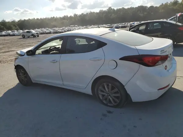 5NPDH4AE3GH753918 2016 HYUNDAI ELANTRA - Image 2