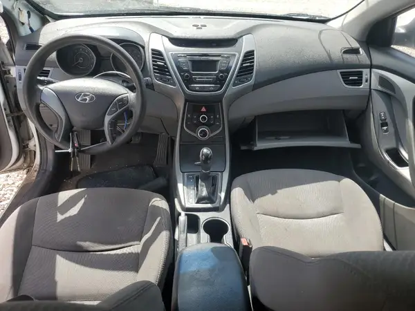 5NPDH4AE3GH754454 2016 HYUNDAI ELANTRA - Image 8