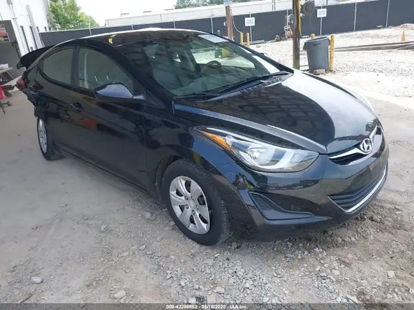 5NPDH4AE3GH754907 2016 HYUNDAI ELANTRA - Image 1