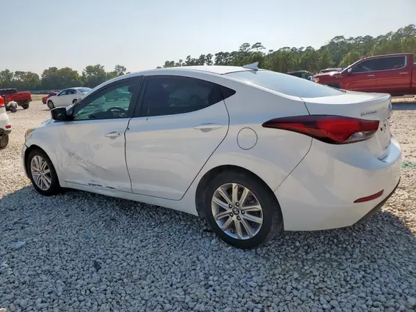 5NPDH4AE3GH756219 2016 HYUNDAI ELANTRA - Image 2