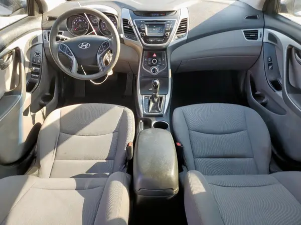 5NPDH4AE3GH756219 2016 HYUNDAI ELANTRA - Image 8