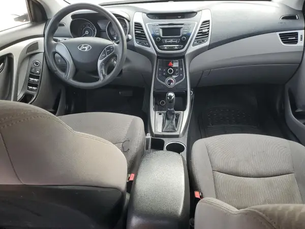 5NPDH4AE3GH757421 2016 HYUNDAI ELANTRA - Image 8