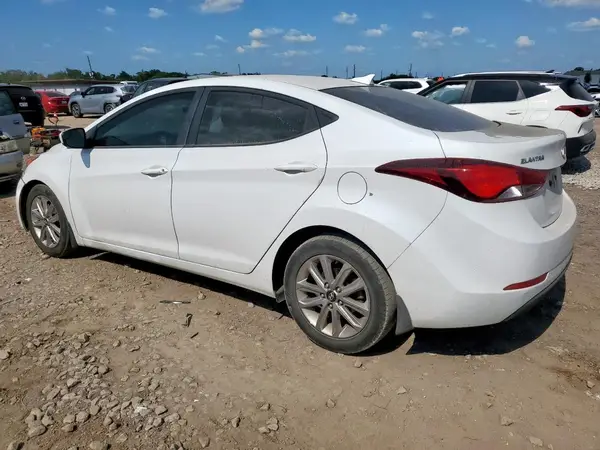 5NPDH4AE3GH758620 2016 HYUNDAI ELANTRA - Image 2