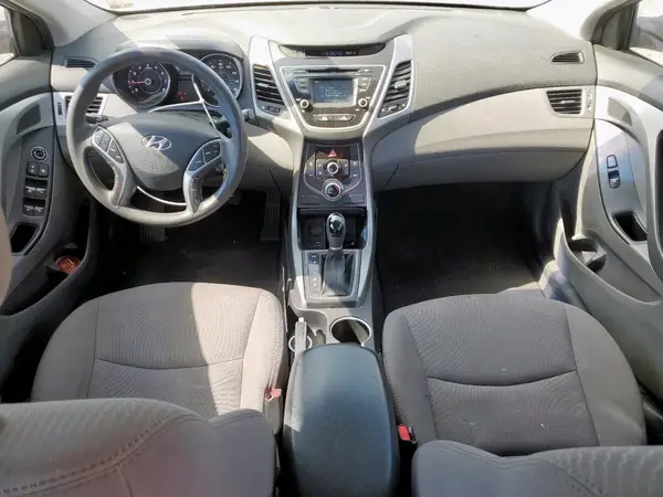 5NPDH4AE3GH758620 2016 HYUNDAI ELANTRA - Image 8