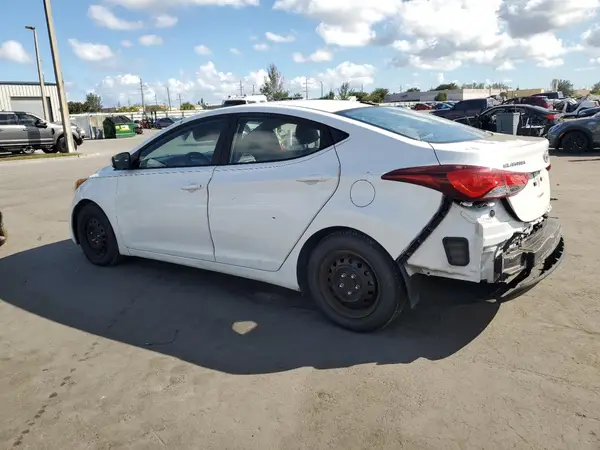 5NPDH4AE3GH758892 2016 HYUNDAI ELANTRA - Image 2