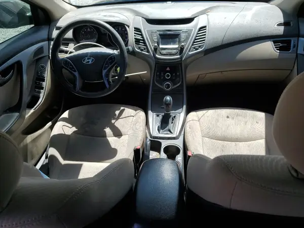5NPDH4AE3GH759430 2016 HYUNDAI ELANTRA - Image 8