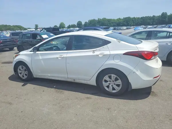 5NPDH4AE3GH760433 2016 HYUNDAI ELANTRA - Image 2