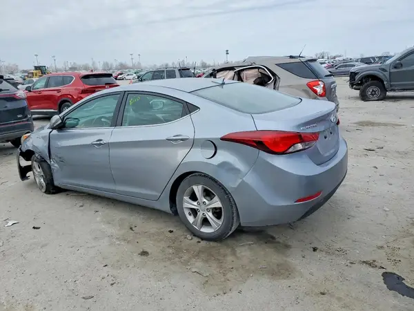 5NPDH4AE3GH760884 2016 HYUNDAI ELANTRA - Image 2