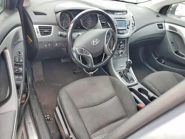 5NPDH4AE3GH760884 2016 HYUNDAI ELANTRA - Image 8