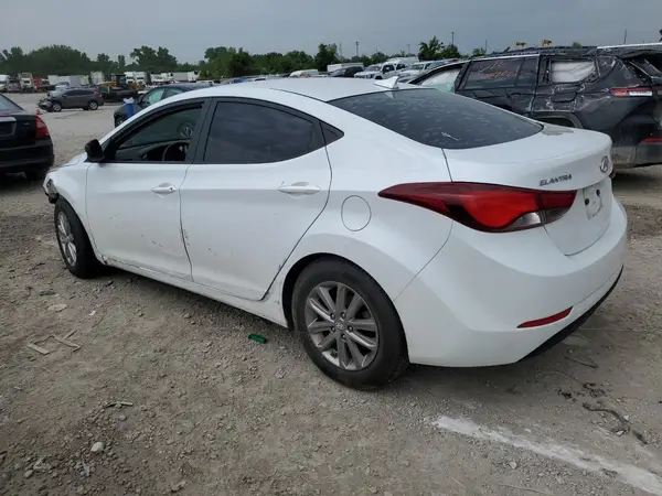 5NPDH4AE3GH762893 2016 HYUNDAI ELANTRA - Image 2